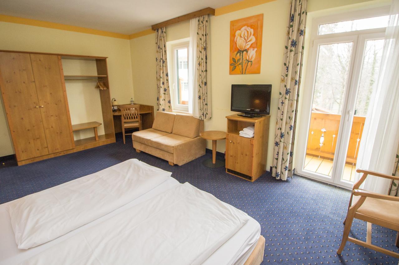 Hotel-Pension Marienhof Bad Tölz Buitenkant foto